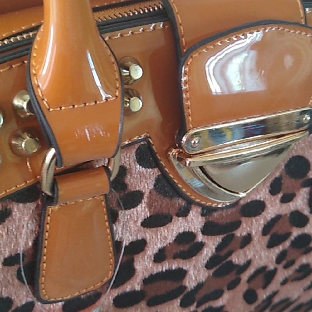 New Purse - Picture 8 of 8
